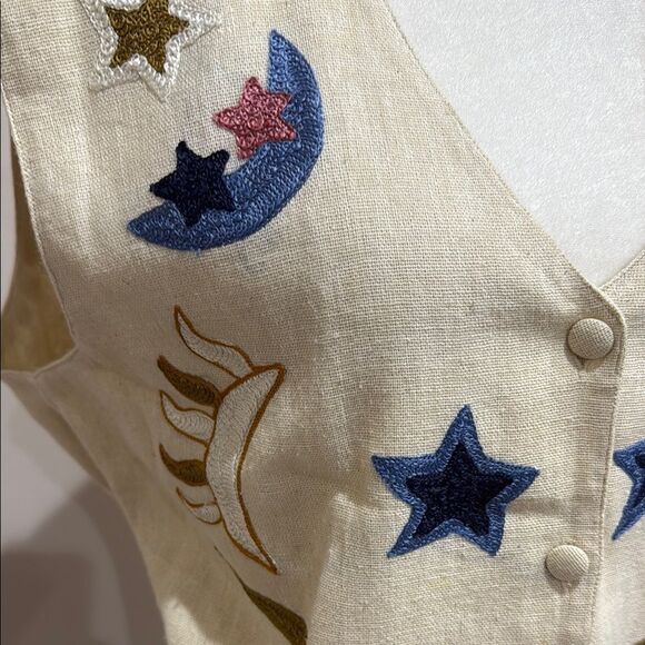 New Directions Vintage Embroidered Star Pattern Cream Vest Size Large - Picture 2 of 4